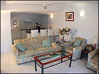 Superior Balcony Apartment - Reef Gateway Apartments Cairns